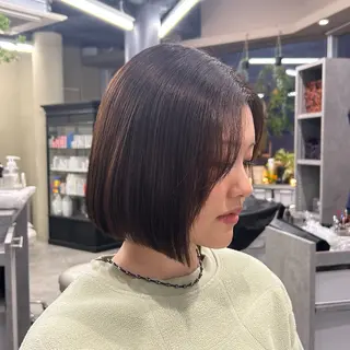 ショート ESQUISSE リコのヘアスタイル