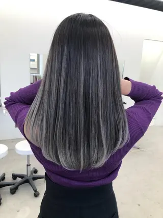 セミロング カラー ブリーチ 透明感HIDEのヘアスタイル