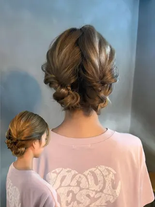 ミディアム ヘアアレンジ 佐伯 桃のヘアスタイル