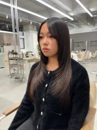 ロング 遠藤 麻衣のヘアスタイル