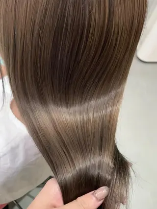 ロング 澤村 志織のヘアスタイル