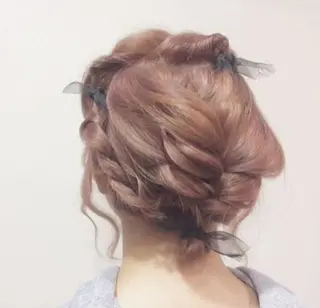ミディアム ヘアアレンジ カラー 佐藤 美咲のヘアスタイル
