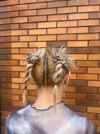 ミディアム ボブパーマ／アレンジ Onのヘアスタイル