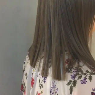 セミロング カラー yajima Moemiのヘアスタイル