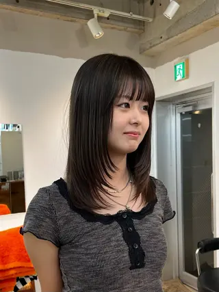 セミロング カラー fit /HONOKAのヘアスタイル