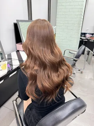 ロング カラー 🇰🇷韓国風ハイ トーンKANA🖤のヘアスタイル