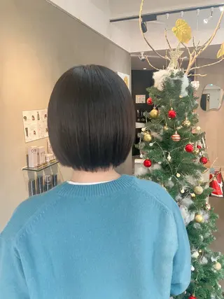ショート カラー 【ツヤ髪特化】 スズキアキエのヘアスタイル