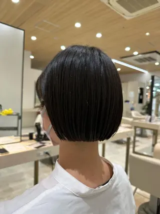 ショート 神田 桃菜のヘアスタイル