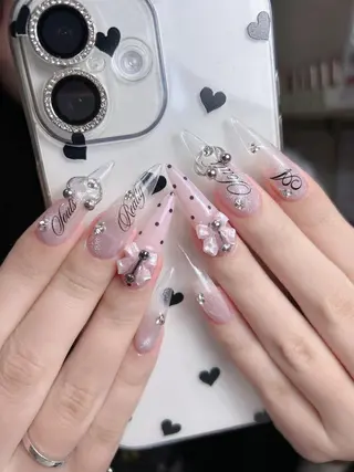 ネイル Swan Nail Salonのネイルデザイン
