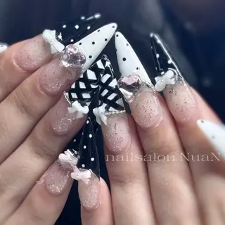 ネイル NuaN ミニモ停止中のネイルデザイン