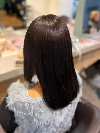 ミディアム 彩菜/透明感艶カラー /赤み消しカラーのヘアスタイル
