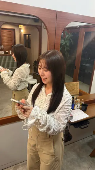 カラー DEPT 西川もかのヘアスタイル