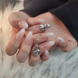ネイル RUNWAY 　　のネイルデザイン