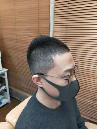 ショート 男を磨く Barber オオキのヘアスタイル
