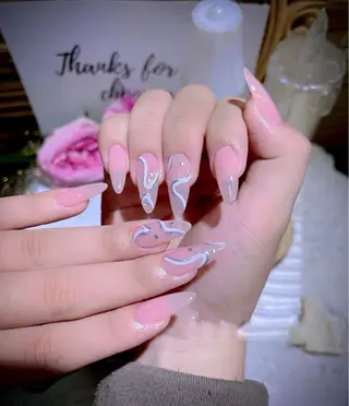 ネイル AURA NAIL 上前津のネイルデザイン