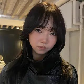 セミロング カラー ヘアアレンジ ボブハイトーン🦖 デザインMAMIのヘアスタイル
