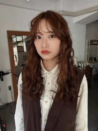 ロング サトウ ナナのヘアスタイル