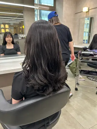セミロング カラー パーマ ヘアアレンジ メンズ キッズ 🦋縮毛/韓国レイヤ ー/透明感カラー🦋のヘアスタイル