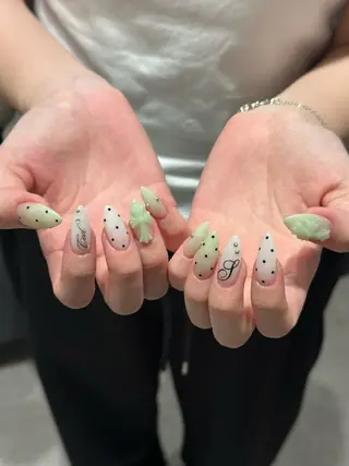 ネイル Eli Muse 新宿ネイルのネイルデザイン
