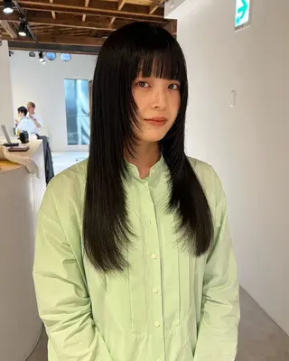 セミロング io濱川 遥のヘアスタイル