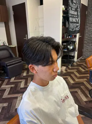ミディアム 師玉 功一のヘアスタイル