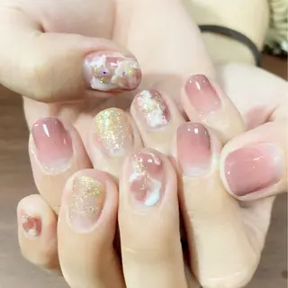 ネイル MonFavori 坂田のネイルデザイン