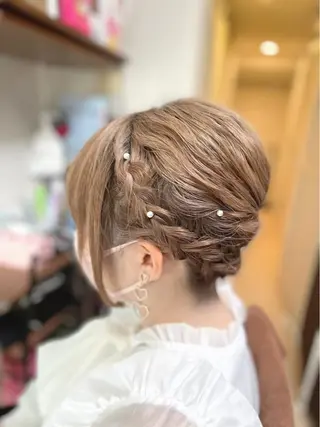 ヘアアレンジ イーチブライト EachBrightのヘアスタイル