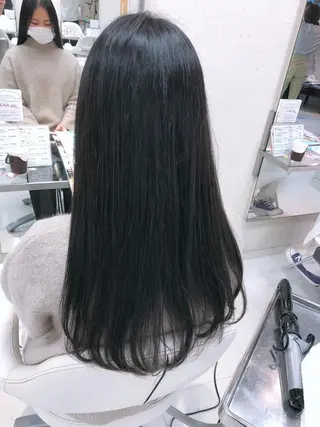 ロング 阿部 美咲のヘアスタイル