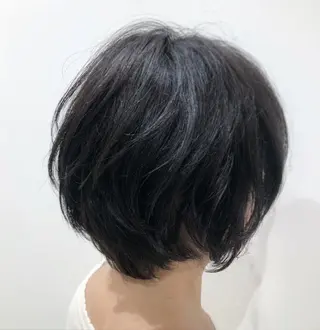 ショート パーマ ニュアンスカラー🫧 加納のヘアスタイル