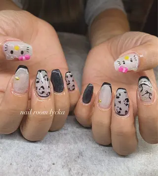 ネイル ネイルルームリッカ 𝐦𝐚𝐲𝐮のネイルデザイン