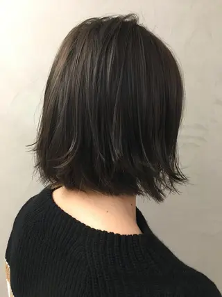 ミディアム 代表 土屋ヒロユキ ショートカットのヘアスタイル