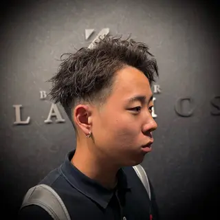 ショート パーマ メンズ BARBER CLASSICSのヘアスタイル