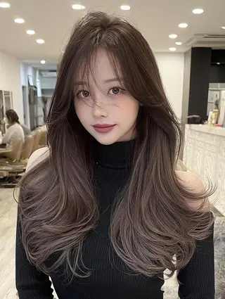 セミロング FOCUS JAPAN2のヘアスタイル