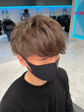 ミディアム カラー パーマ ヘアアレンジ メンズ キッズ メンズ特化美容師 aiの眉毛・アイブロウイメージ