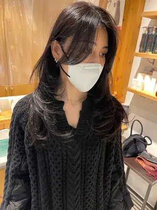 ロング レイヤーカット 小山 悠のヘアスタイル