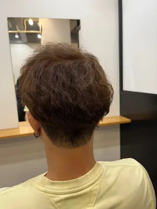 ショート カラー メンズ 岩佐 篤武のヘアスタイル
