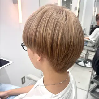ショート 透明感/レイヤー /ayaneのヘアスタイル