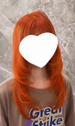 ロング カラー レイヤー透明感カラー ブリーチ🎀オトハのヘアスタイル