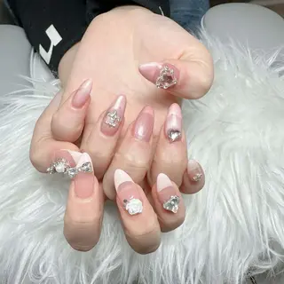 ネイル T.Lee Nail Lilyのネイルデザイン