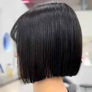 ショート カラー ヘアアレンジ 縮毛矯正🤍 ボブ/ HIKARIのヘアスタイル