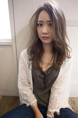 セミロング カラー Toy(s) Factoryのヘアスタイル