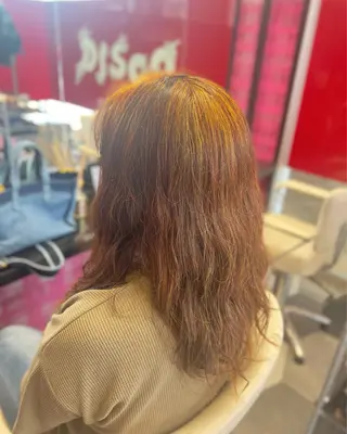 セミロング パーマ ERINA 🤍のマツエク・マツパデザイン