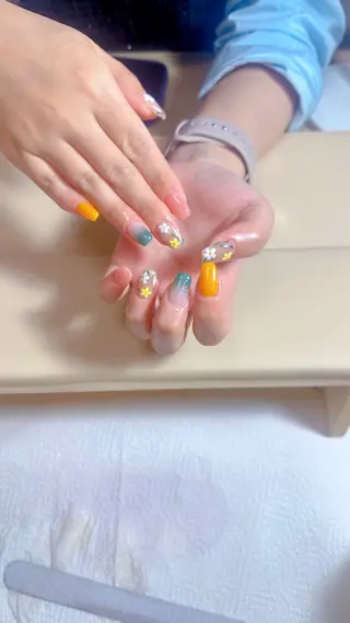 ネイル DAISY_NAIL 【フィルイン専門店】のネイルデザイン