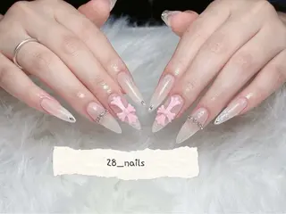 ロング トゥー フエンのネイルデザイン