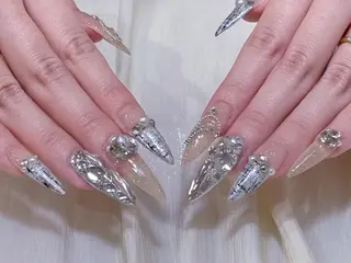 ネイル LUMINA NAYAのネイルデザイン