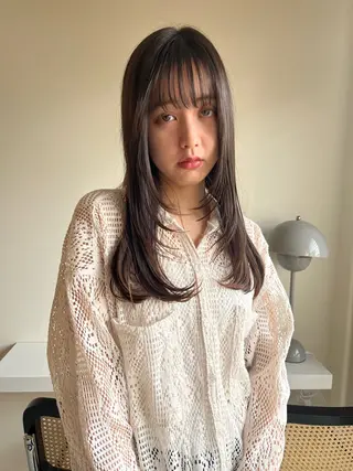 ロング カラー nishi fuyumiのヘアスタイル