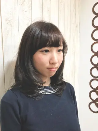 ミディアム カラー ユウ イチのヘアスタイル
