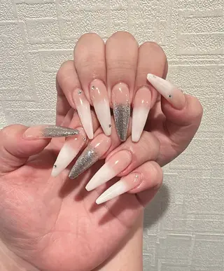 ネイル D-BEAUTY Nailsalonのネイルデザイン