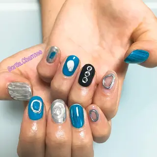 ネイル . MARINAのネイルデザイン