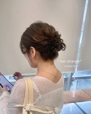 ミディアム ヘアアレンジ くすみベージュカラー 🪻HARUKAのヘアスタイル